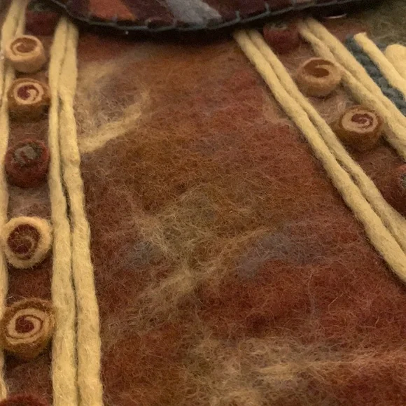 NEW Anthropologie Rising Tide handmade wool purse - Picture 8 of 16